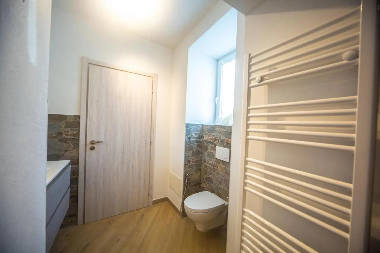 Around Lago Maggiore Rooms Reno Di Leggiuno 0*,  Italie