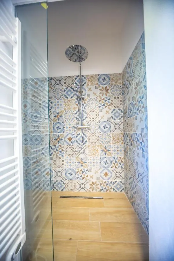 Guest house Around Lago Maggiore Rooms Reno Di Leggiuno