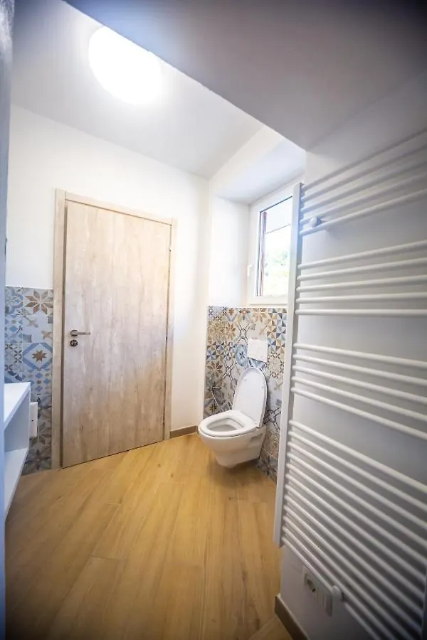 Guest house Around Lago Maggiore Rooms Reno Di Leggiuno