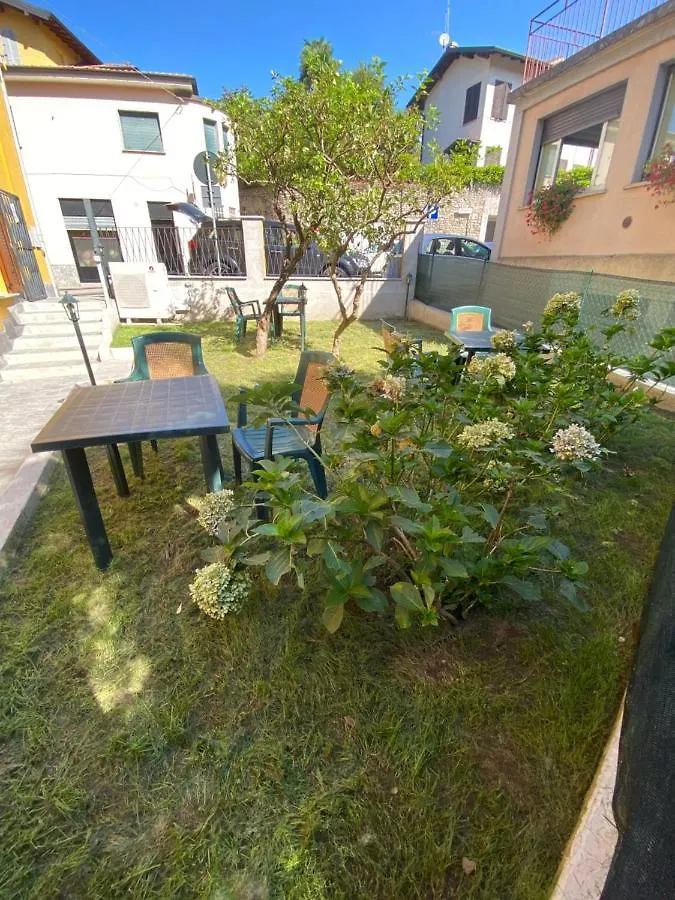 Guest house Around Lago Maggiore Rooms Reno Di Leggiuno